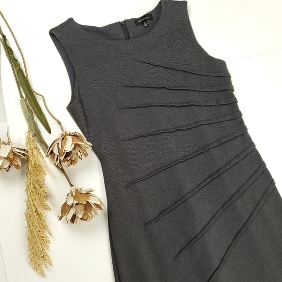 SAKS Fifth Avenue Grey Side Rouged Dress Sz 2 - Picture 2 of 10